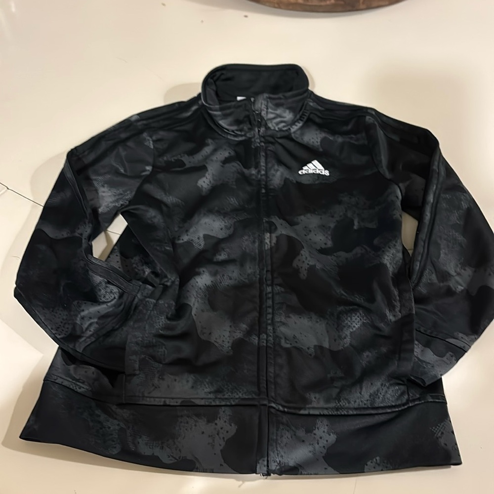 🌞❄️adidas Black and Gray Full Zip